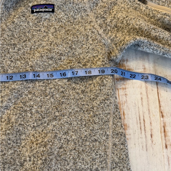 Patagonia Better Sweater Women’s XL Light Gray/ Tan Quarter-Zip Pullover - Picture 5 of 8
